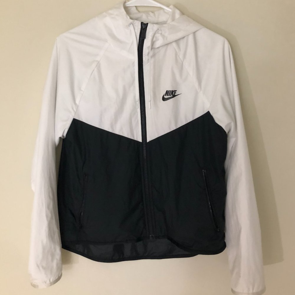 Nike windbreaker